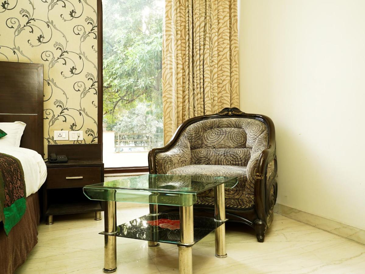 Lime Tree Hotel Sushant Lok Gurgaon Sector 29 Next To Iffco Chowk Metro Ngoại thất bức ảnh