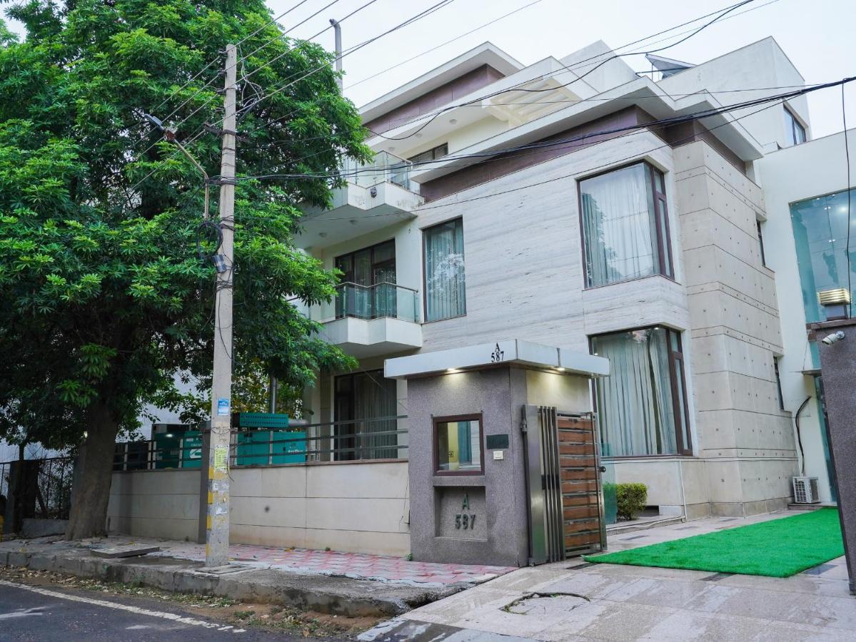 Lime Tree Hotel Sushant Lok Gurgaon Sector 29 Next To Iffco Chowk Metro Ngoại thất bức ảnh