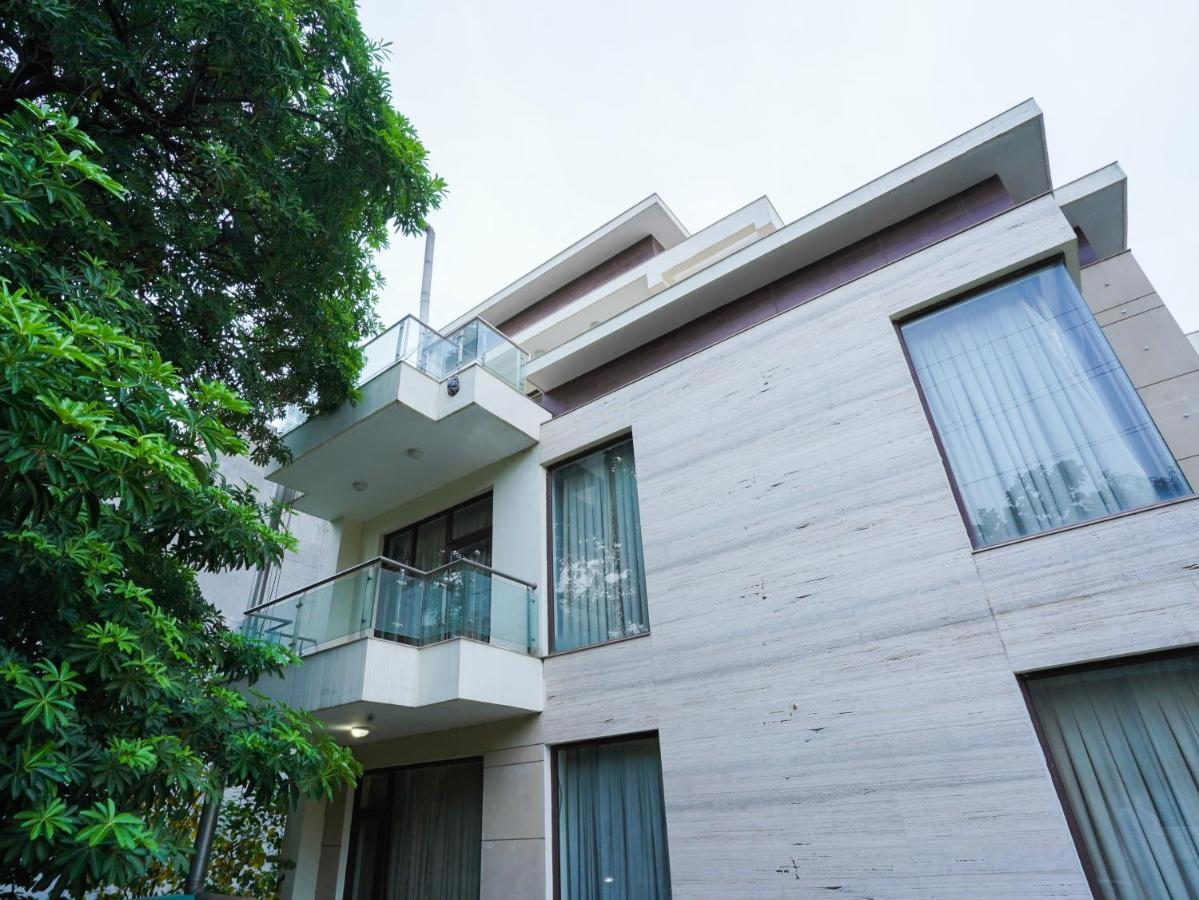 Lime Tree Hotel Sushant Lok Gurgaon Sector 29 Next To Iffco Chowk Metro Ngoại thất bức ảnh